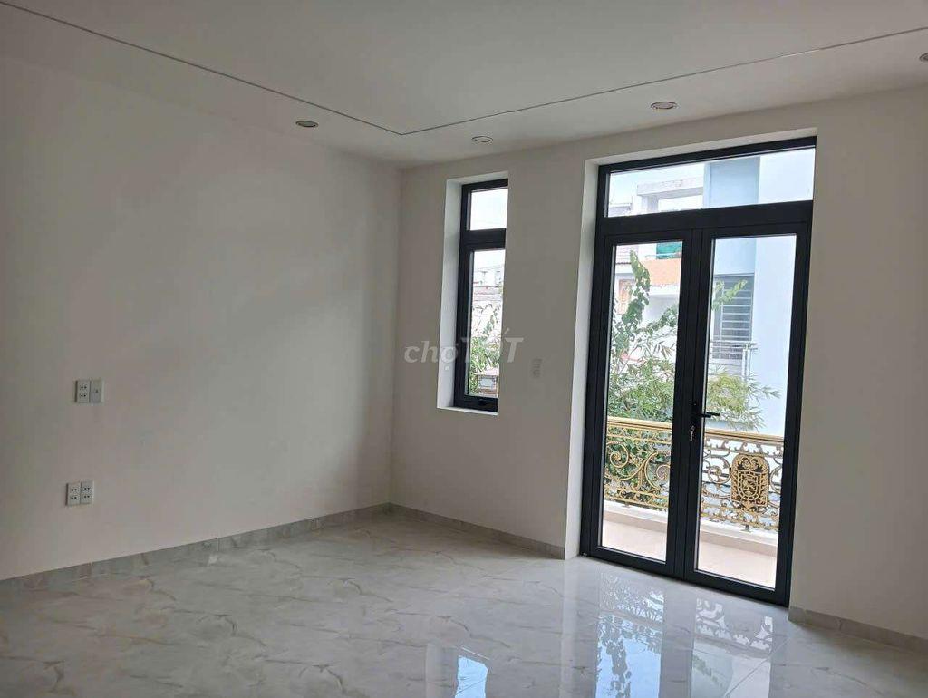 Phòng Cao Cấp đ.Trần Thị Điệu cho thuê 