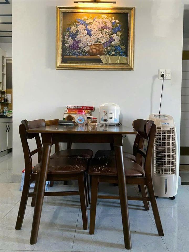 chung cư Nguyễn Ngọc Phương, BT, 2p ngủ, 2wc, full nội thất, 12triệu