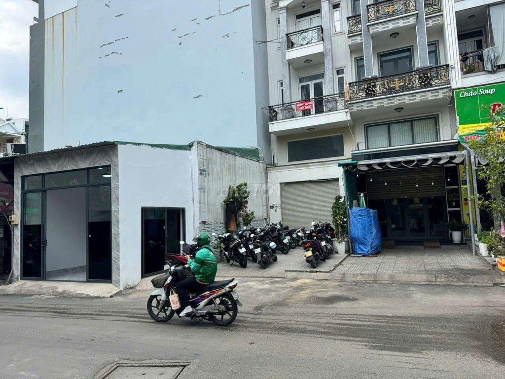 Nhà mới xây mặt tiền đường số 53 buôn bán sầm uất dt 4x9m đúc lững 2pb