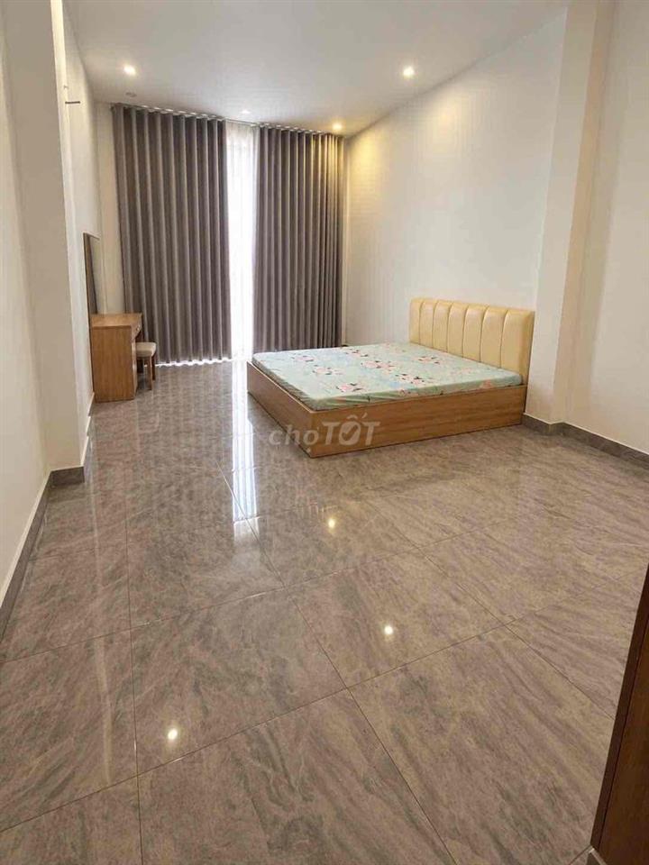 SHARE PHÒNG RỘNG 40M2 TRONG NHÀ NGUYÊN CĂN MẶT TIỀN Q7- PHÒNG ĐẸP-SẠCH
