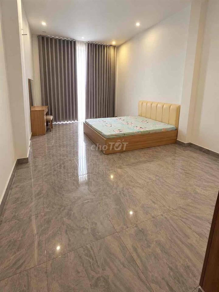 SHARE PHÒNG RỘNG 40M2 TRONG NHÀ NGUYÊN CĂN MẶT TIỀN Q7- PHÒNG ĐẸP-SẠCH