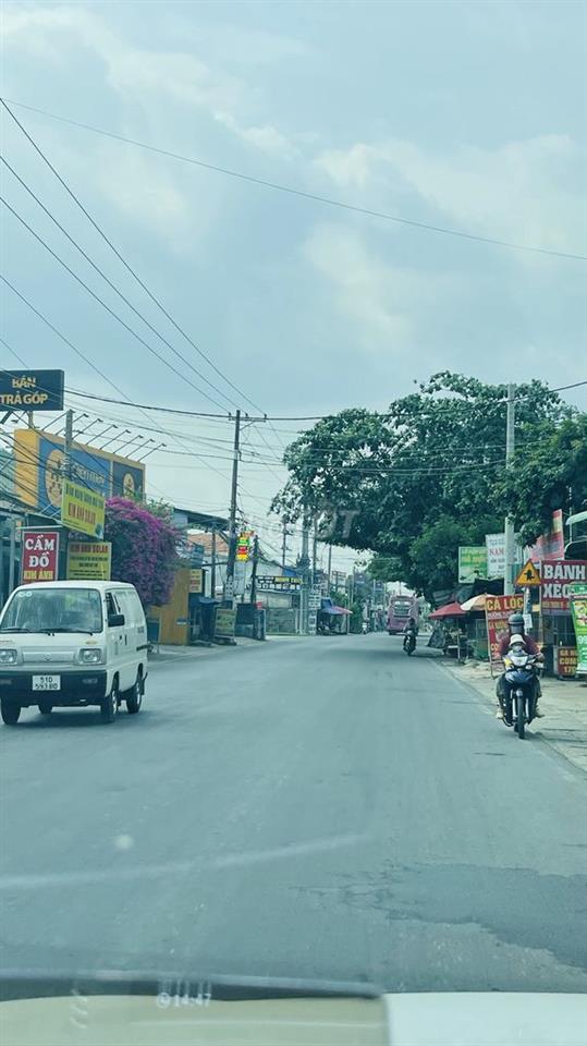 Bán đấtthổ cú