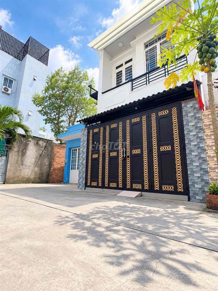 [Cần Bán Gấp] Nhà 2 Tầng Hẻm 6m - Xe Hơi Đậu Trong Nhà - Sẵn Dòng Tiền