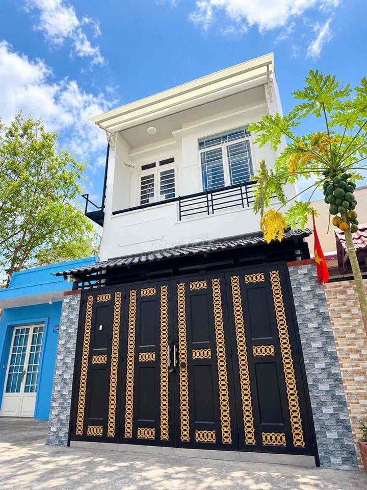 [Cần Bán Gấp] Nhà 2 Tầng Hẻm 6m - Xe Hơi Đậu Trong Nhà - Sẵn Dòng Tiền