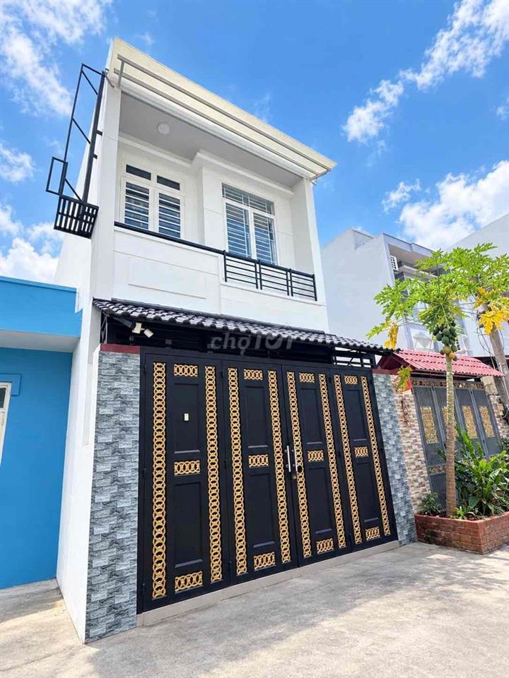 [Cần Bán Gấp] Nhà 2 Tầng Hẻm 6m - Xe Hơi Đậu Trong Nhà - Sẵn Dòng Tiền