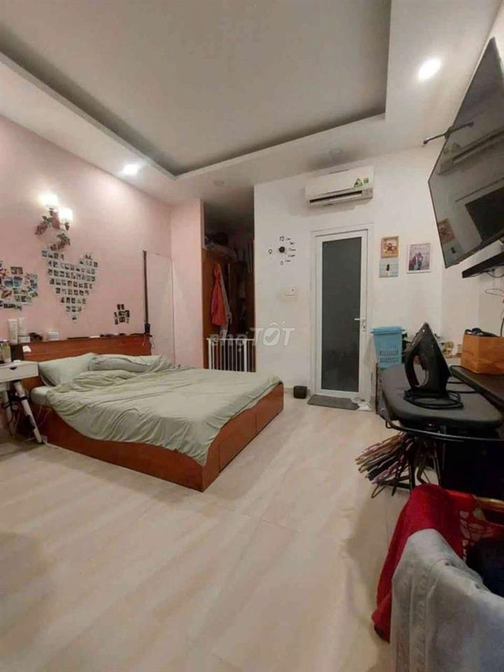 Bán Nhà Thống Nhất - 87m2 - 4 Tầng - Sát Ngã Tư Quang Trung