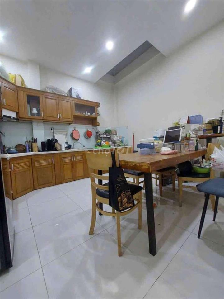 Bán Nhà Thống Nhất - 87m2 - 4 Tầng - Sát Ngã Tư Quang Trung