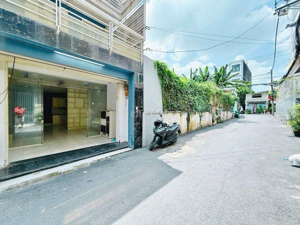 ✅ Bán Nhà Sát Dương Quảng Hàm - 3 Tầng - Hẻm Xe Tải 