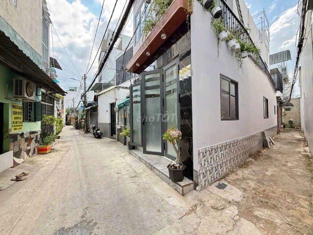 Bán Nhà Quang Trung - Căn góc Thoáng - 3P.Ngủ ( có P.Ngủ trệt ) .