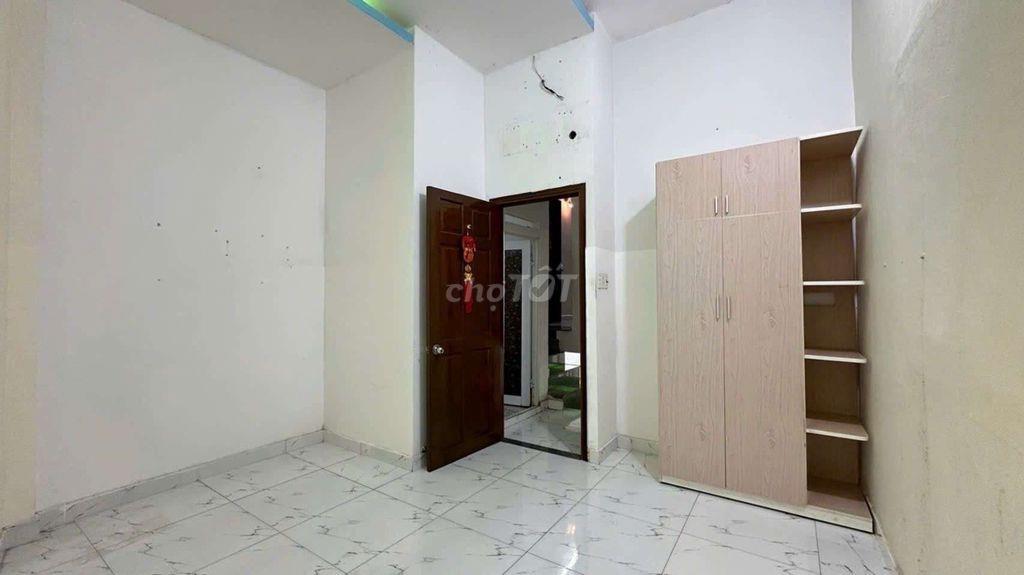 Nhà Quang Trung - 42m2 - 2 Tầng BTCT giảm sâu chỉ còn 4,1 Tỷ 