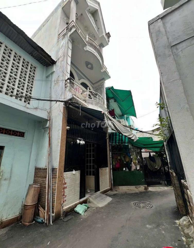 Nhà Nguyễn Thái Sơn - 3 Tầng - 4 Pn - Sát Chợ Gò Vấp .