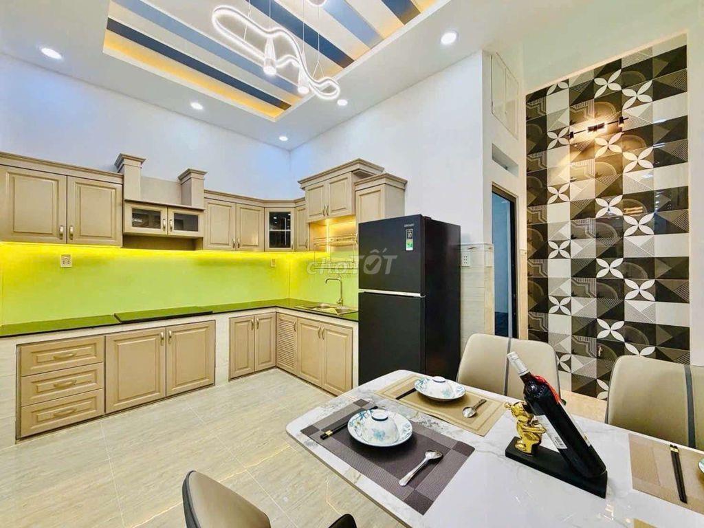 Phan Huy Ích - Sát Emart 2 - 4,5 × 14 ( 61m2 ) - Ko Lộ Giới full NT .