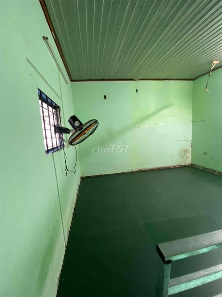 Phòng trọ mặt tiền hẻm Quang Trung