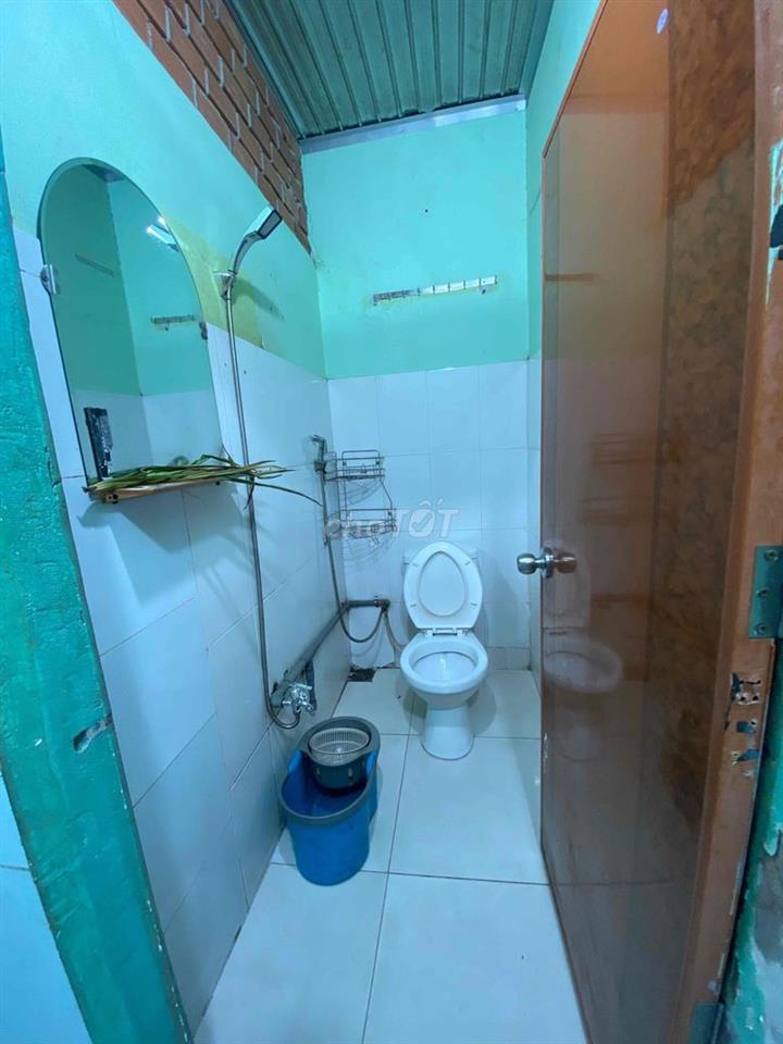 Phòng trọ mặt tiền hẻm Quang Trung