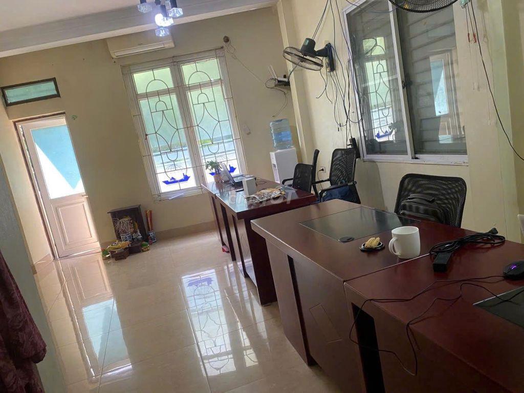 Cho thuê văn phòng làm việc