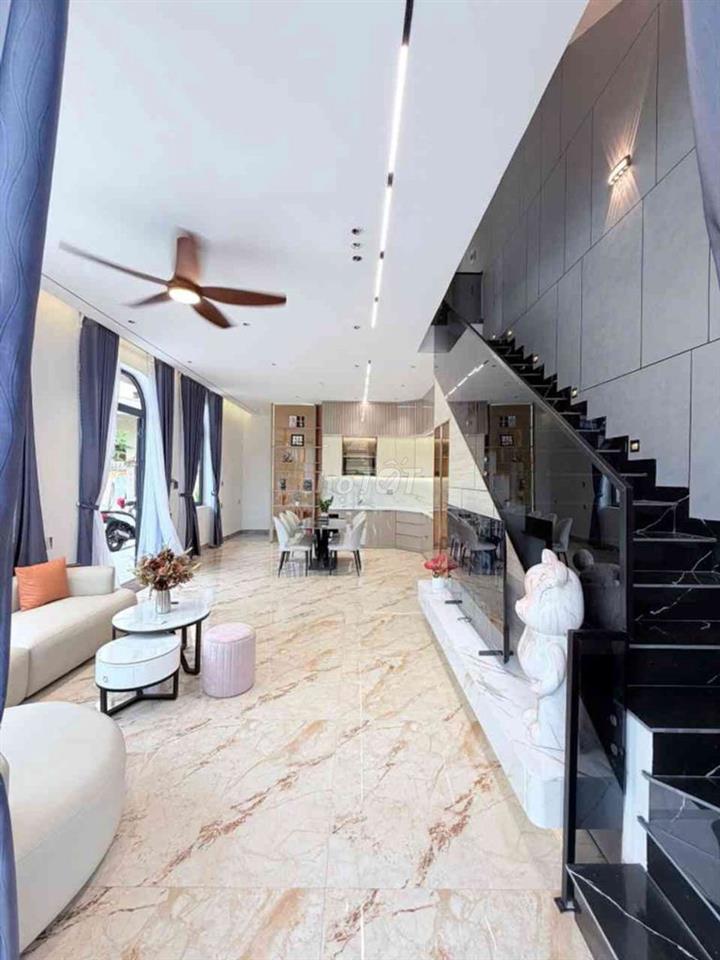 🏡 BÁN NHÀ 3 TẦNG GẦN BIỂN ĐÀ NẴNG – 2 MẶT TIỀN