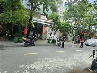 Phòng trọ có gác lửng mặt tiền đường lớn