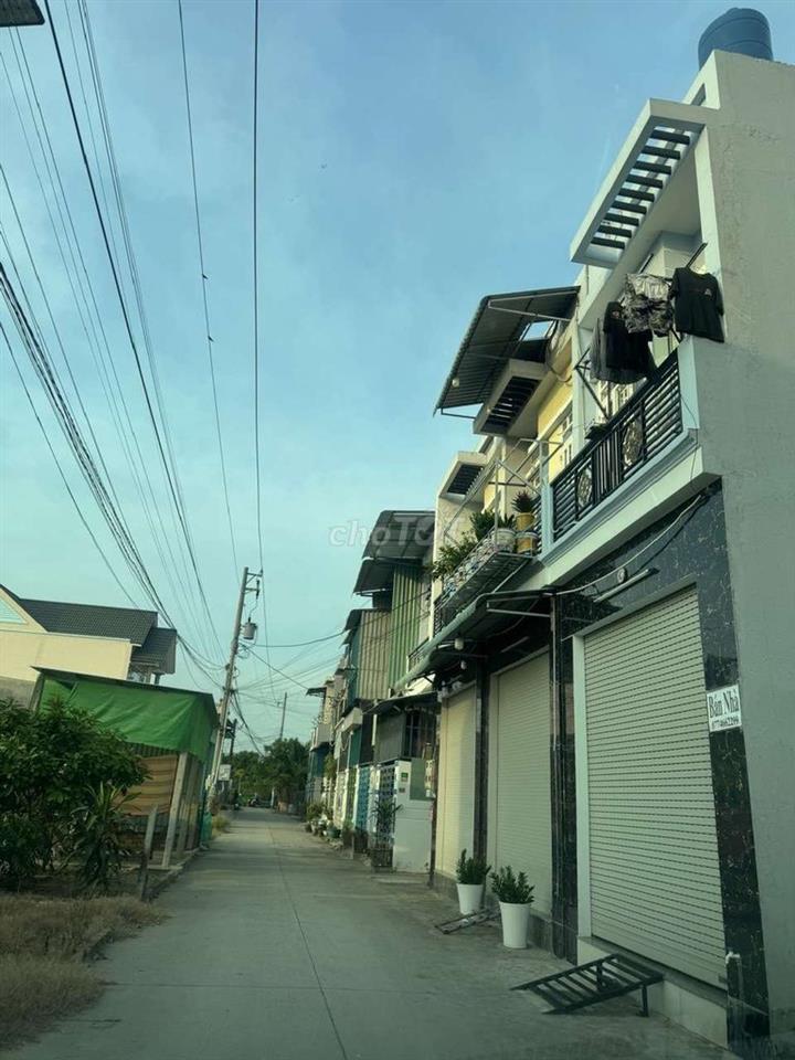 Bán đất full thổ cư . xã Đức Hòa Đông, Long An cũ