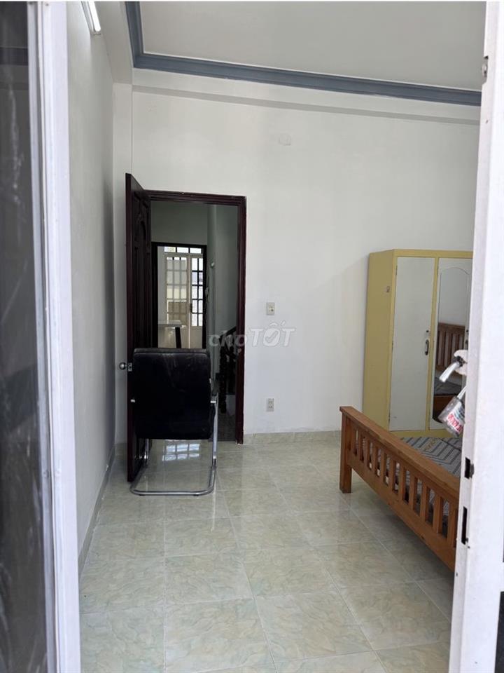 Cho thuê nhà 4 tầng hxh  thông, 4 phòng ngủ, 3 vệ sinh, 1 bếp