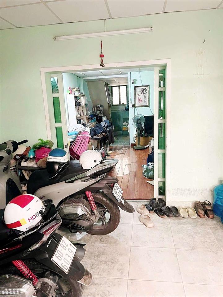 Nhà Cách Mạng Tháng 8 P12 Quận 10 53m2 đất 2 tầng lâu Sổ hồng