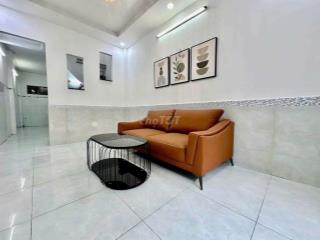 Nhà Phố Quốc Lộ 13 Đường số 4 có 2 tầng lâu Sổ hồng chính hoàn công