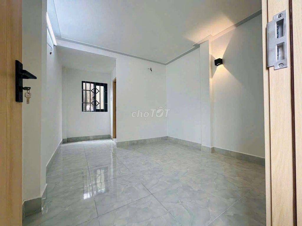 Nhà Phố Quốc Lộ 13 Đường số 4 có 2 tầng lâu Sổ hồng chính hoàn công