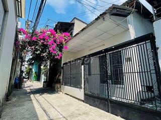 Nhà ngay chợ Hiệp Bình 5,3x10m Sổ Hồng Chính chủ bán gấp