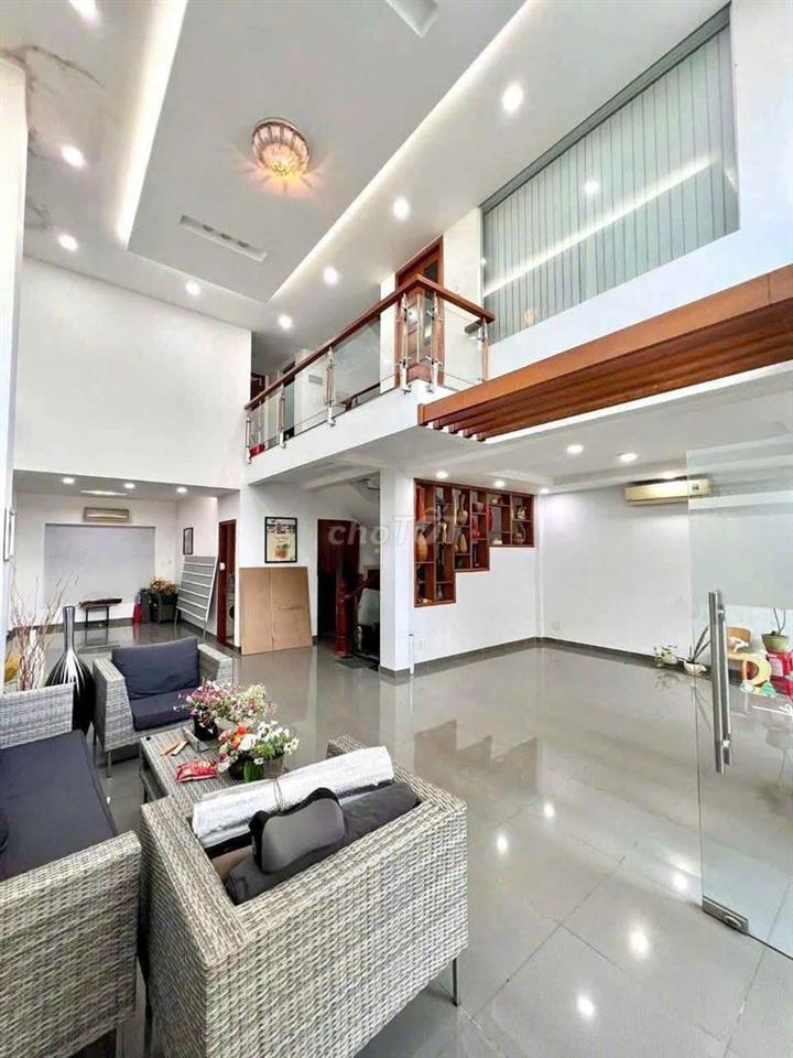 Nhà Biệt thự Phạm Văn Đồng Khu Bên Sông Đường số 25 DT 17x14m Nhà mới