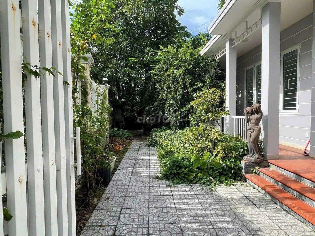 Nhà Biệt thự Phạm Văn Đồng Khu Bên Sông Đường số 25 DT 17x14m Nhà mới