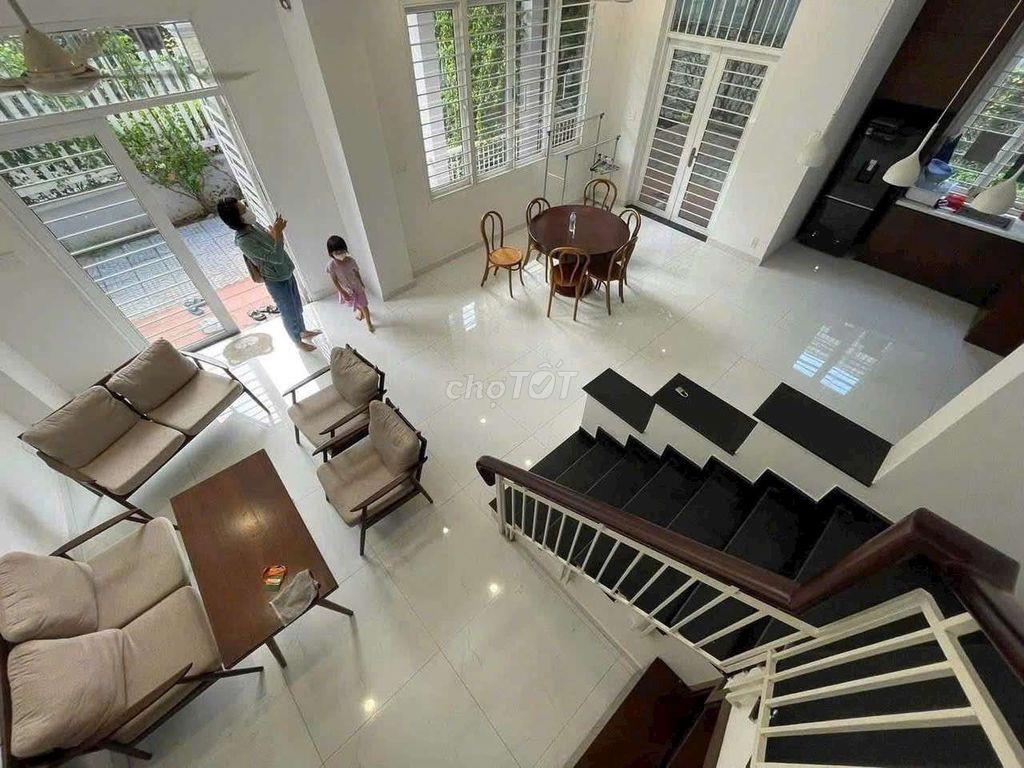 Nhà Biệt thự Phạm Văn Đồng Khu Bên Sông Đường số 25 DT 17x14m Nhà mới