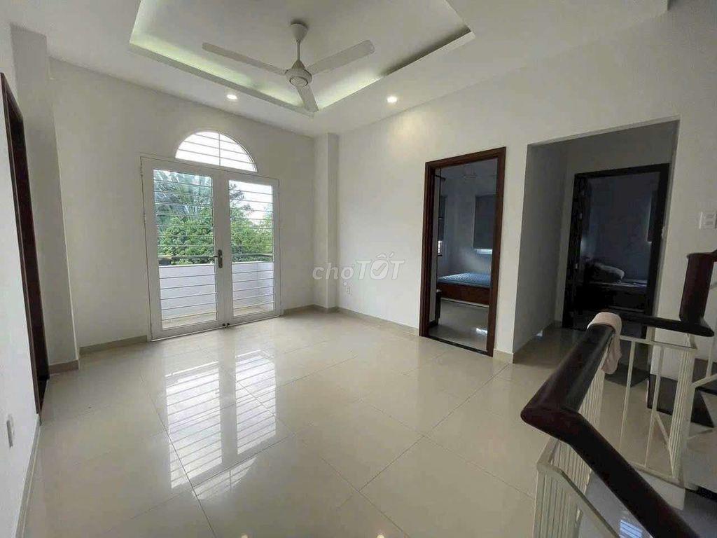 Nhà Biệt thự Phạm Văn Đồng Khu Bên Sông Đường số 25 DT 17x14m Nhà mới