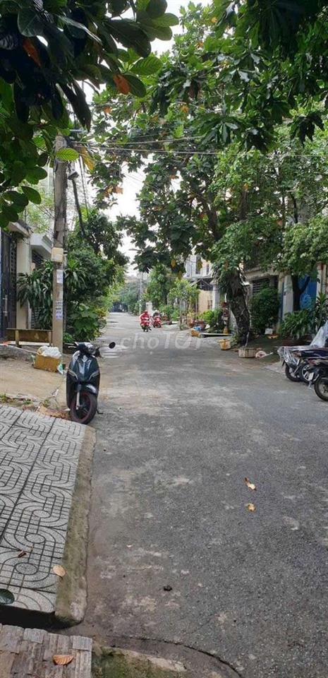 Bán đât Khu Bên Sông Phạm Văn Đồng 8x18m Đường nhựa 12m