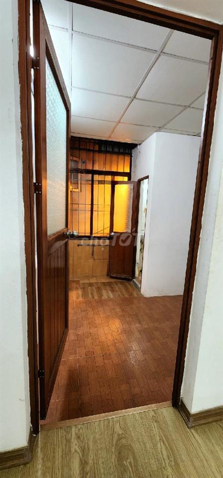 Cho thuê nhà riêng tại Ngõ 199 Lò Đúc, 8 triệu VND, 70m2,  chính chủ