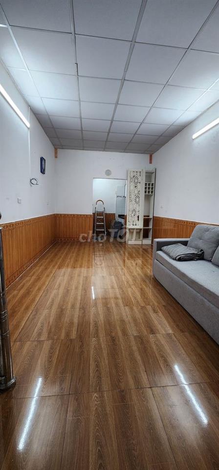 Cho thuê nhà riêng tại Ngõ 199 Lò Đúc, 8 triệu VND, 70m2,  chính chủ