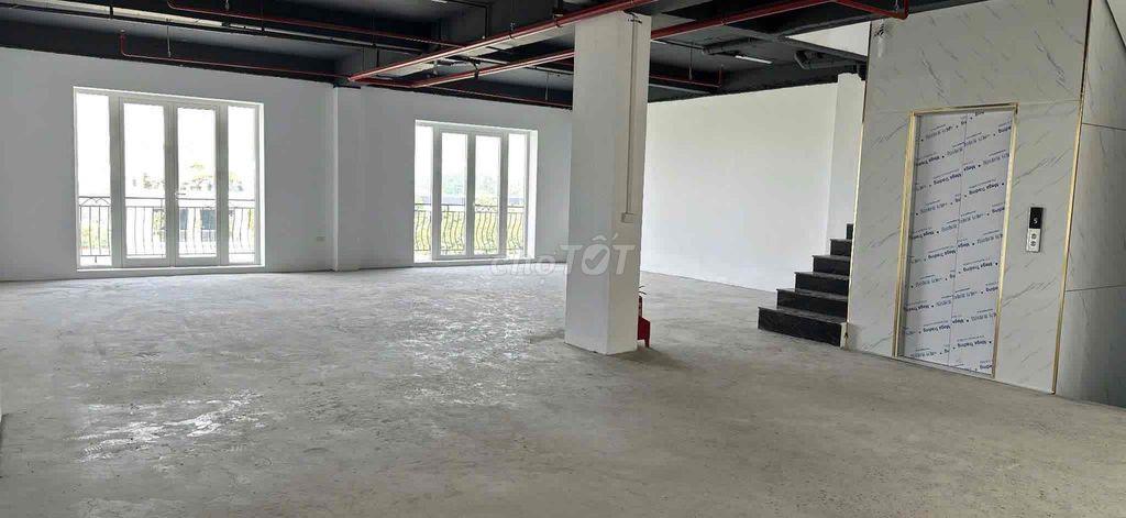cho thuê mặt bằng tầng 4 khu đất dịch vụ 16,32ha