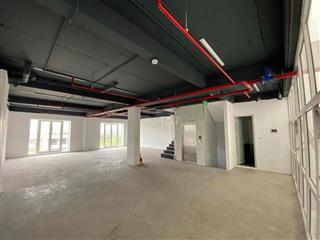 cho thuê mặt bằng tầng 4 khu đất dịch vụ 16,32ha