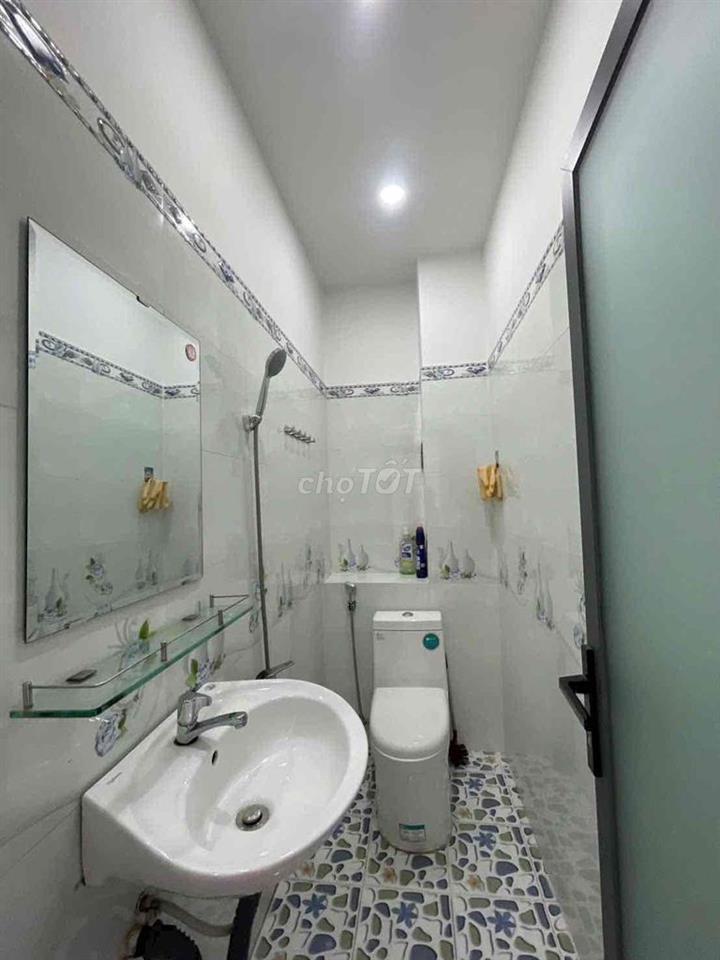BÁN NHÀ