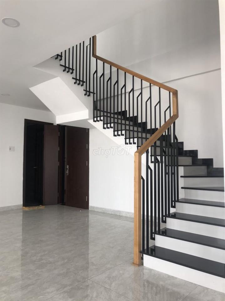 CHO THUÊ PENTHOSE BẢY HIỀN TOWER 4 PHÒNG GIÁ 17 TRIÊU