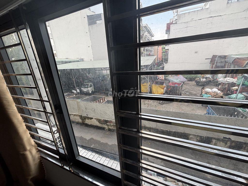 PHÒNG FULL NỘI THẤT GIÁ RẺ – CÓ THANG MÁY – XE FREE