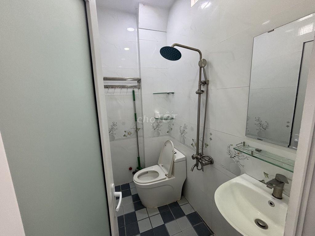 PHÒNG FULL NỘI THẤT GIÁ RẺ – CÓ THANG MÁY – XE FREE