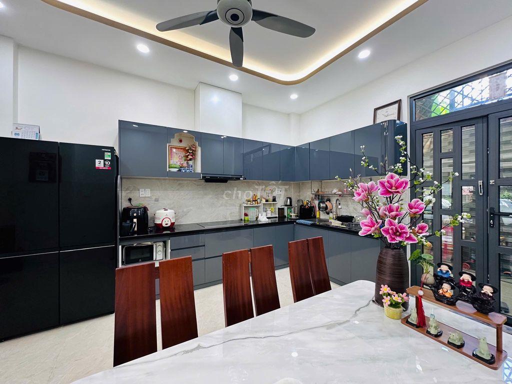 Bán Nhà riêng hẻm xe hơi phường Tân Tạo