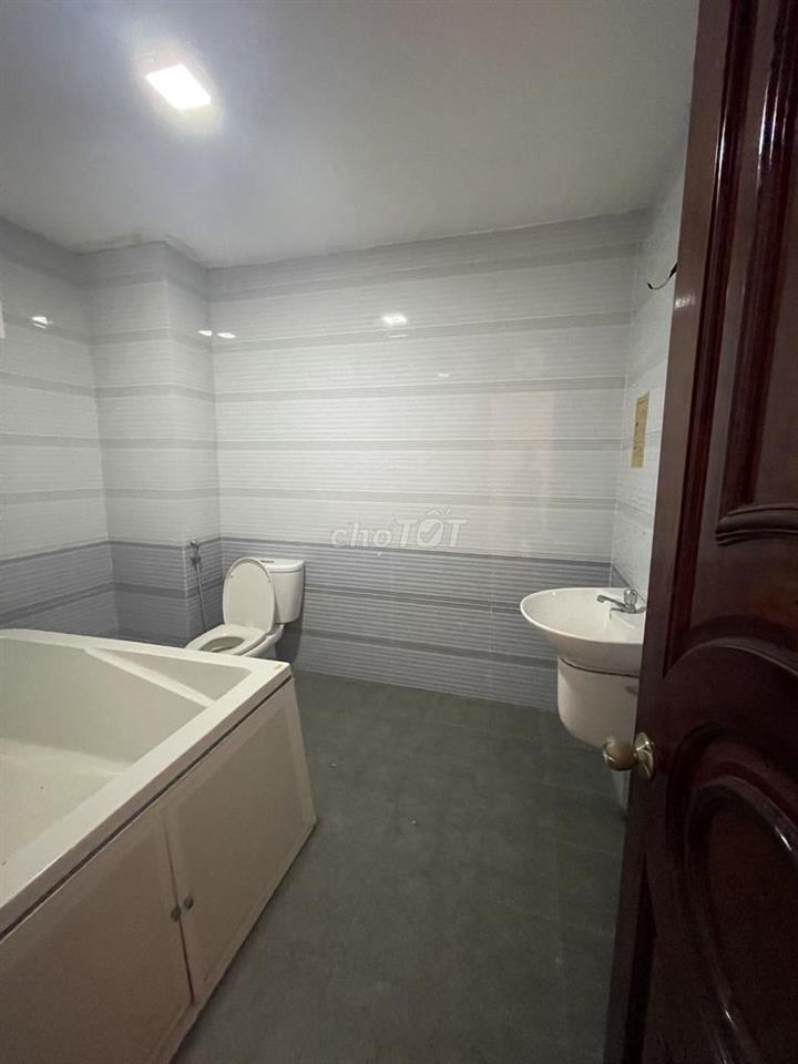 CHO THUÊ NHÀ MẶT TIỀN HAI BÀ TRƯNG GIÁ RẺ