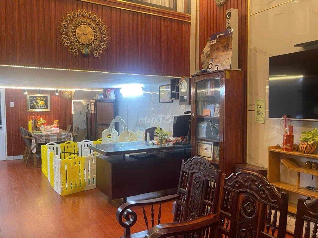Căn Hộ Chung Cư- Mặt Tiền Nguyễn Trãi - Vị Trí Vàng, Giá Ổn Áp