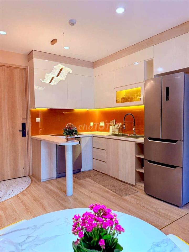 Emerald căn góc view hồ sinh thái + hồ bơi 2pn2vs full nội thất caocấp