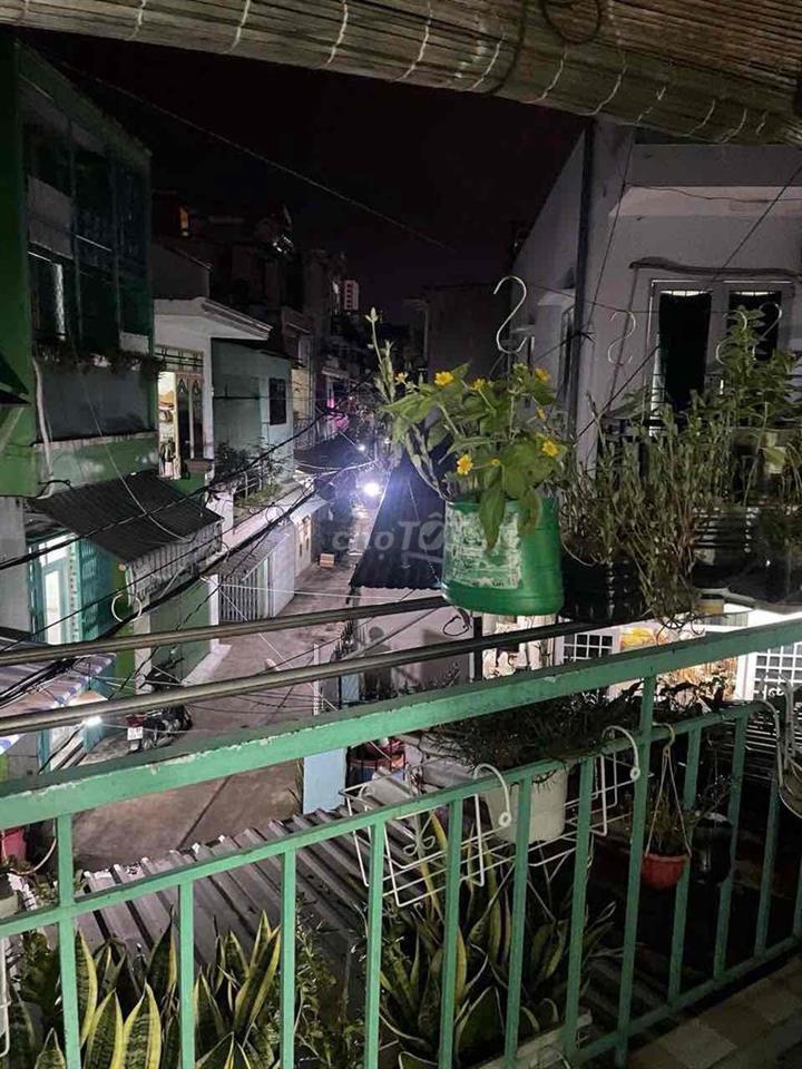 sân ngang 7m6 dài 3m nhà ngang 5m dài 11m