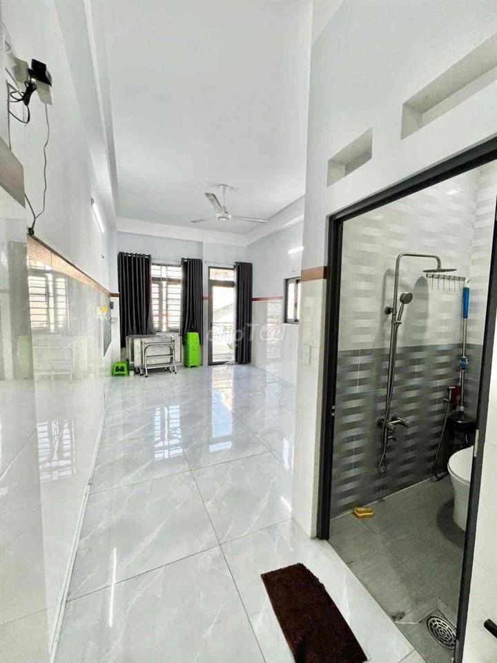 minh phụng 5 tầng hẻm xe hơi Q6 ngang 3m5 dài 10m nở 4m hàng hiếm khó