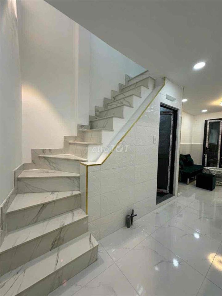 [ BÌNH TÂN ] GIẢM 100tr 2ty950 còn 2ty850 Giá: 2ty850  Nha: 673/ Đường