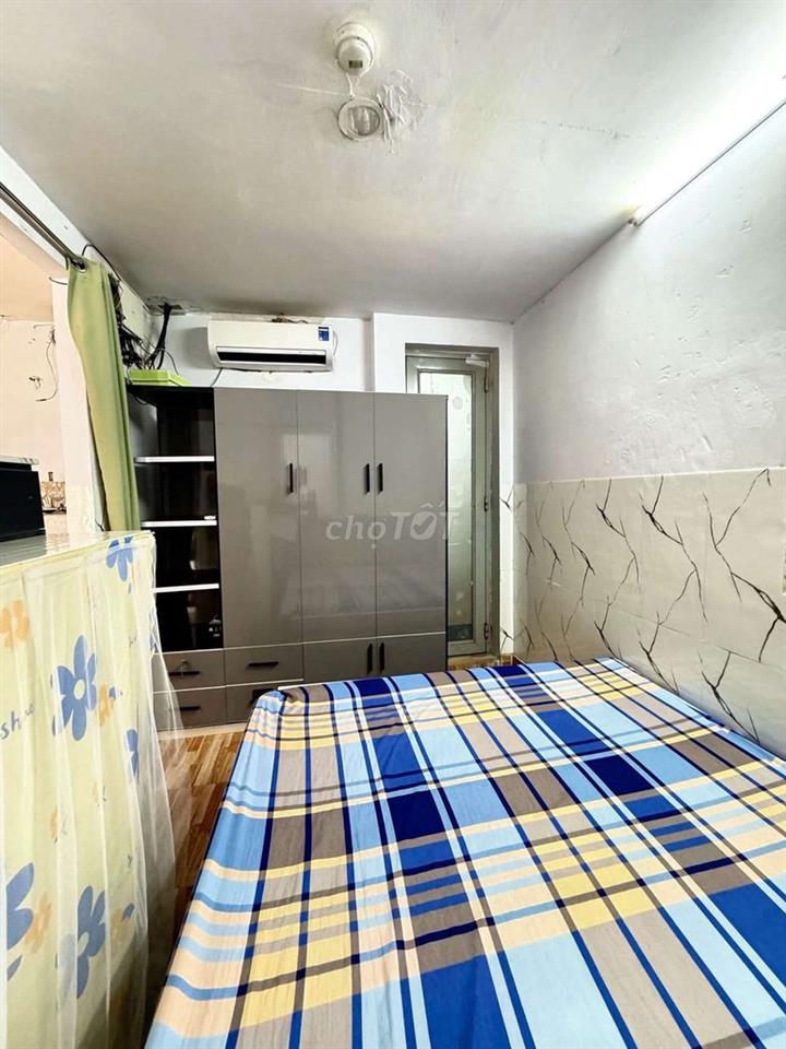 Nhà mặt tiền đường số 1 p16 có nội thất sẵn tiện