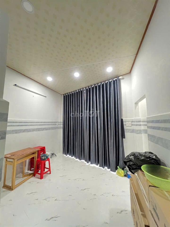 BÁN / cho thuê nhà nguyên căn mới xây, tầng dưới kinh doanh lầu trên ở