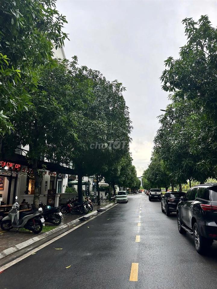 BÁN LIỀN KỀ THE MANHATTAN D9.14 – VINHOMES GRAND PARK
